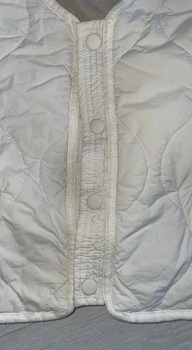 Düğmeli Krem Bebek Kapitone Ceket - Görsel 4