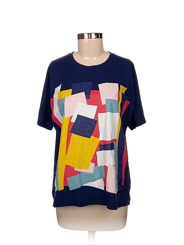 Lacoste T-shirt %70 İndirimli.