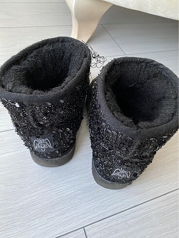 36 Beden Payetli ugg