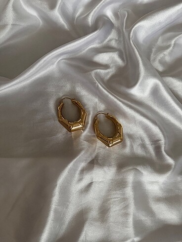 Zara Zara Model Büyük Küpe