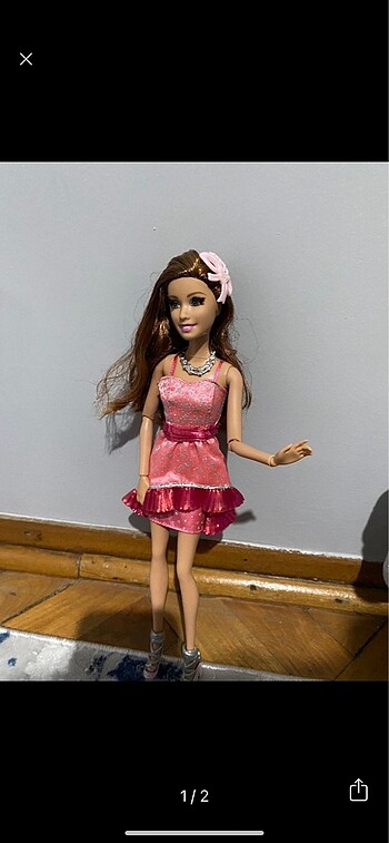 Barbie koleksiyon bebeği