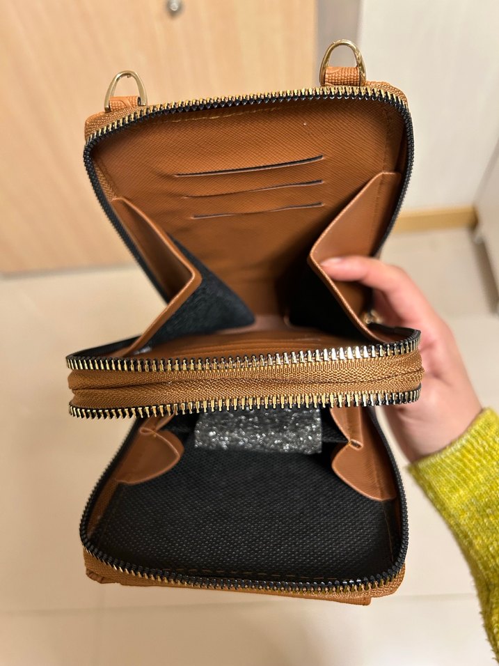 Fermuarlı Kahverengi Deri Kadın Çapraz Çanta - Görsel 4