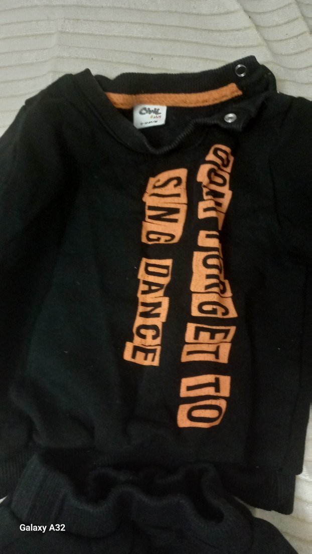 Erkek Siyah Baskılı Rahat Eşofman Takımı 9-12 ay - Görsel 3