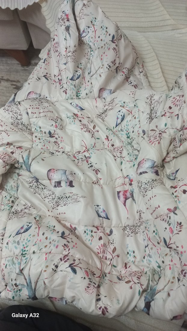 Beyaz Desenli Kız Çocuk Kürklü Mont(3-4) yas - Görsel 4