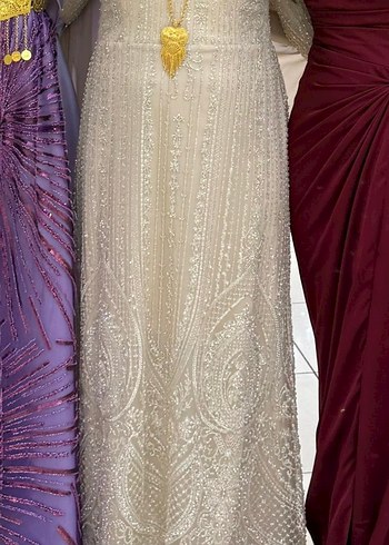 İşlemeli Drapeli Uzun Beyaz Straplez Elbise - Görsel 2