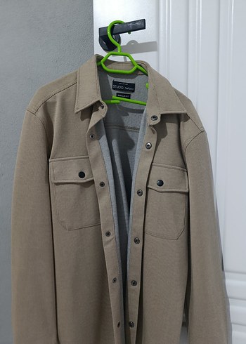 Düğmeli erkek gomlek - Görsel 2