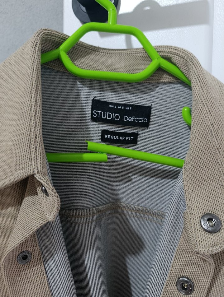 Düğmeli erkek gomlek - Görsel 4