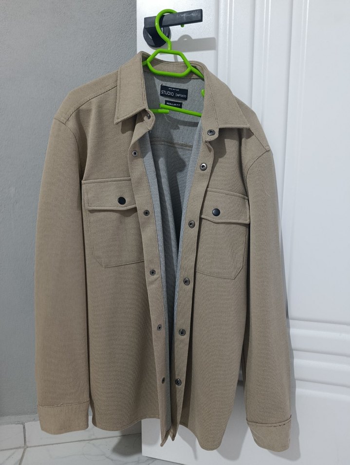 Düğmeli erkek gomlek - Görsel 3