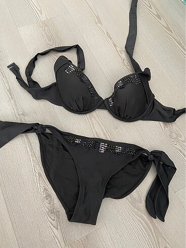 F&F bikini takımı