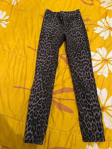 Zara Zara leopar jean