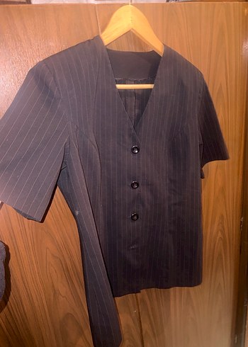 Düğmeli Çizgili Kısa Kollu Kadın Blazer - Görsel 5