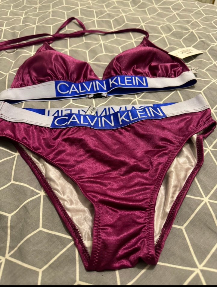 Calvin Klein Mor Straplez Bikini Takımı - Görsel 2