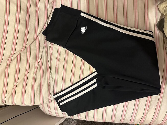 Adidas tayt