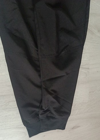 11-12 Yaş Beden Siyah tecnic pantolon