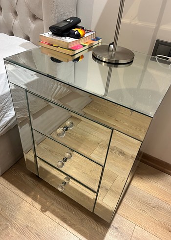 Zara Home Cam kaplama komodin
