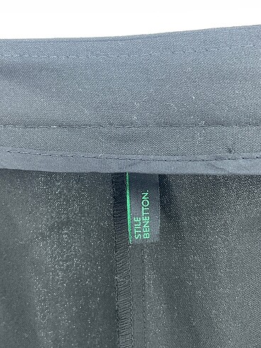 s Beden siyah Renk Benetton Kumaş Pantolon %70 İndirimli.