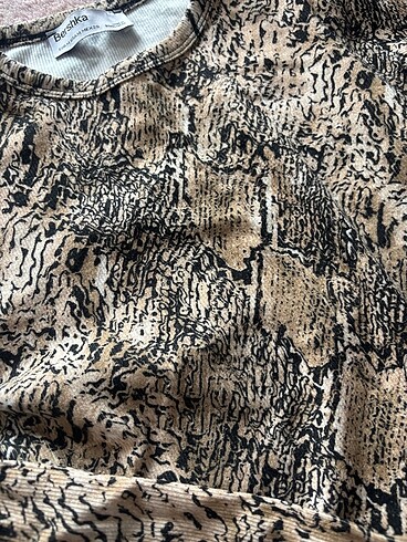 m Beden Uzun Kollu Crop Bluz