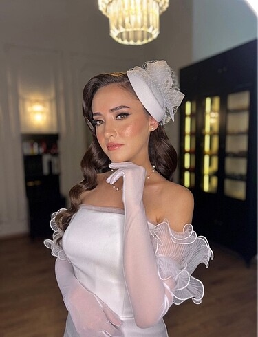 Diğer nikah elbisesi