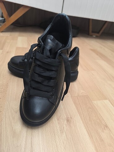 Alexander McQueen Alexander mcqueen klasik model