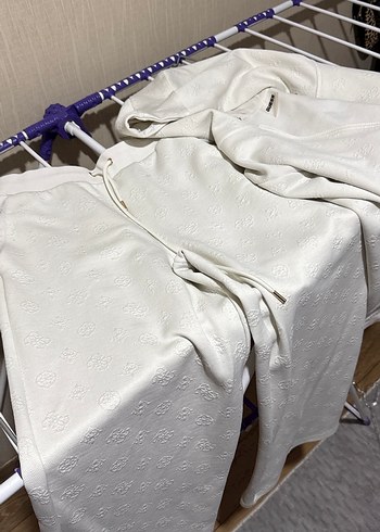 Beyaz İşlemeli Kadın Ceket - Görsel 2