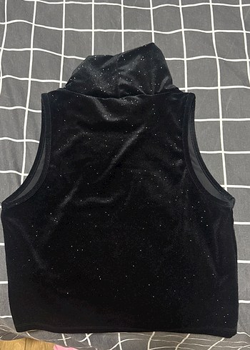 Siyah Drapeli Yüksek Yakalı Kadın crop - Görsel 2