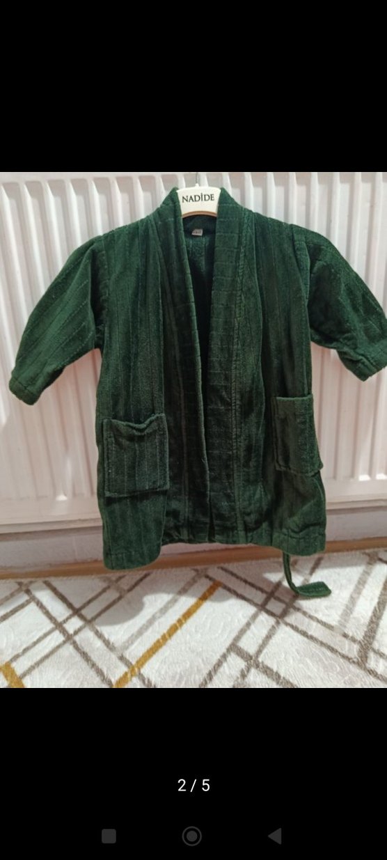 Erkek Çocuk Koyu Yeşil Bornoz - Görsel 2