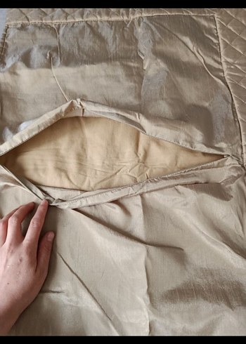 Bej Parlak Nakışlı yastık kılıfı - Görsel 4