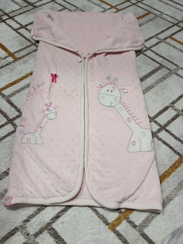 Pembe Nakışlı Çocuk Battaniyesi - Görsel 4