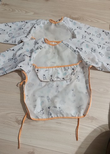 Baskılı Beyaz Gri Bebek Önlüğü - Görsel 2