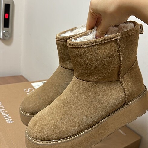 38 Beden kahverengi Renk Stradivarius Suni Kürklü Bot Ugg