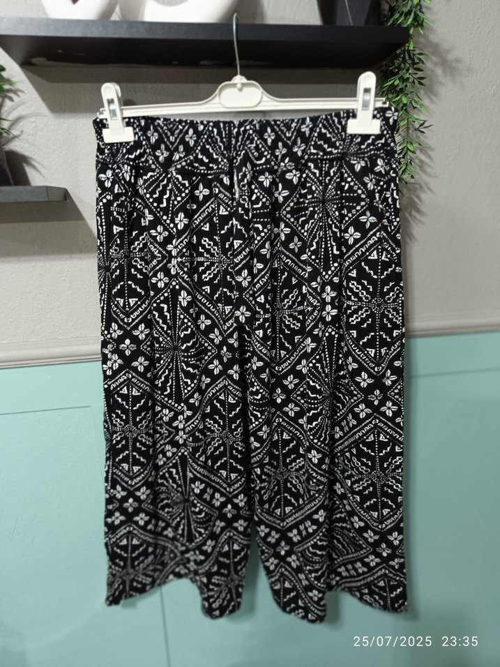 Renkli Desenli Kadın Pijama Takımı - Görsel 2