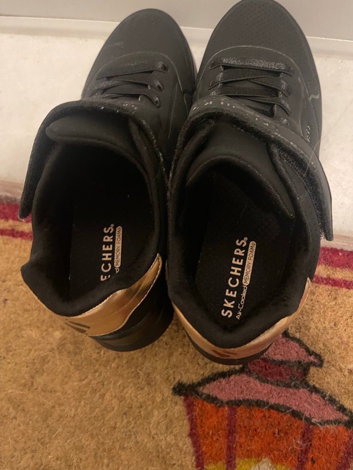 Skechers Kadın Siyah Dolgu Topuklu Spor Ayakkabı - Görsel 5