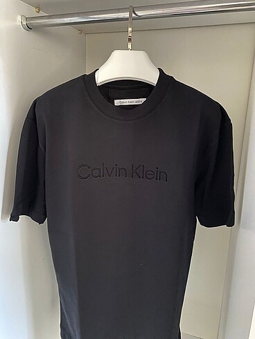 Calvin Klein / Premium T-Shirt