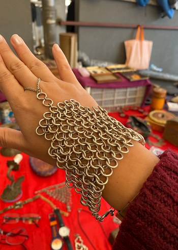 Zincir Detaylı Kadın El Zinciri - Görsel 4