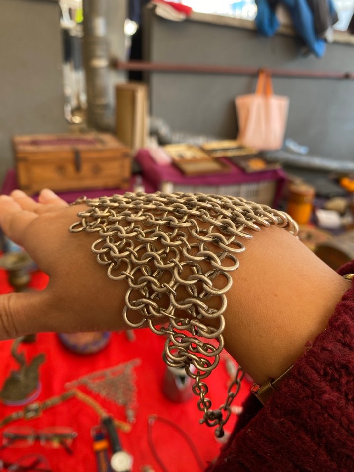 Zincir Detaylı Kadın El Zinciri - Görsel 3