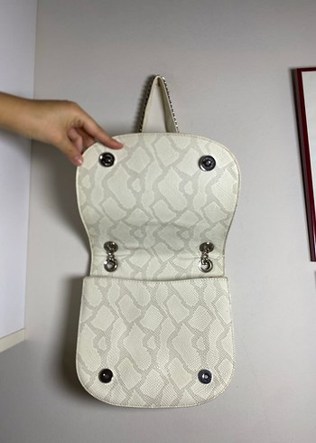 Zincir Askılı Hotiç Kol Çantası - Görsel 3