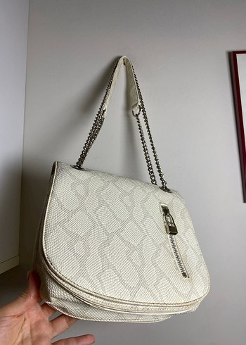 Zincir Askılı Hotiç Kol Çantası - Görsel 2