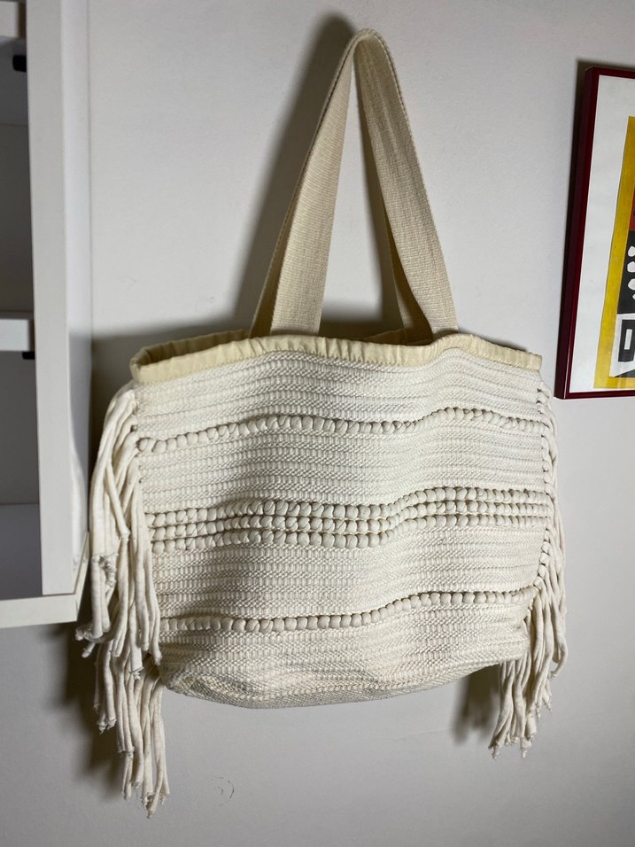 Krem Renk Püsküllü Omuz Çantası - Görsel 3