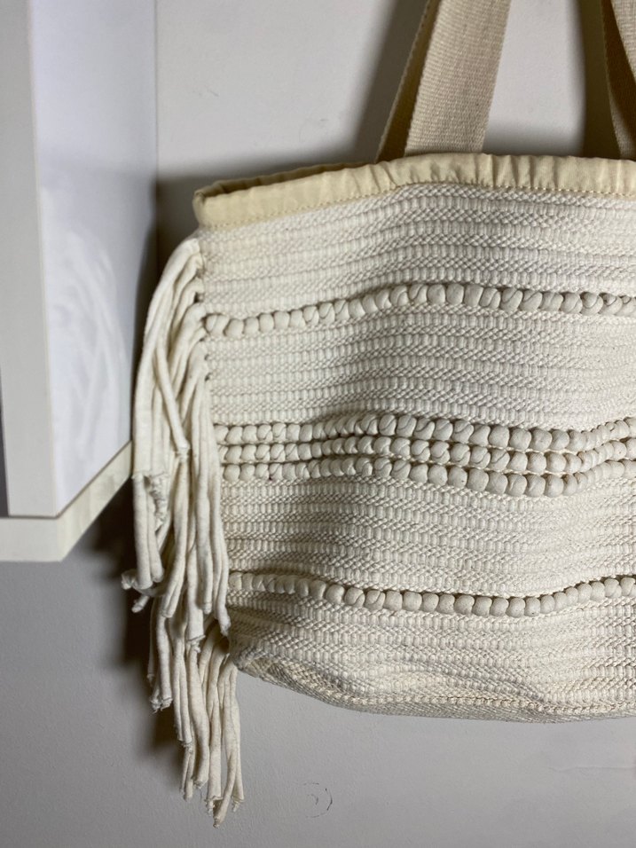 Krem Renk Püsküllü Omuz Çantası - Görsel 2