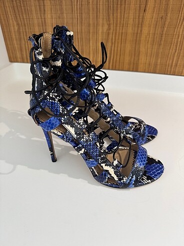 Aquazzura ????