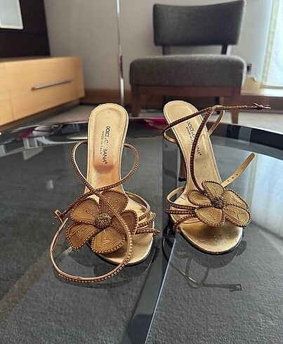 37,5 Beden Dolce & Gabbana ?