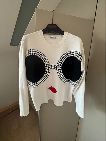 Alice & Olivia ????