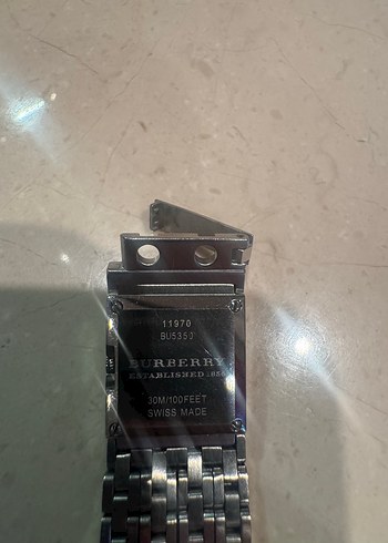 Burberry Kadın Gri Modern Kemerli Saat - Görsel 4