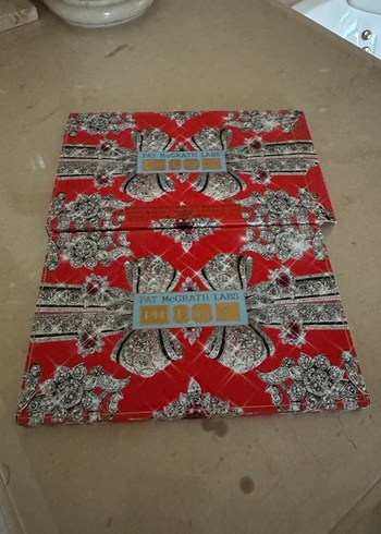 Pat McGrath Labs Çok Renkli Göz Farı Paleti - Görsel 4