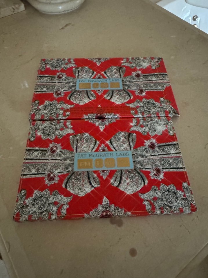 Pat McGrath Labs Çok Renkli Göz Farı Paleti - Görsel 4