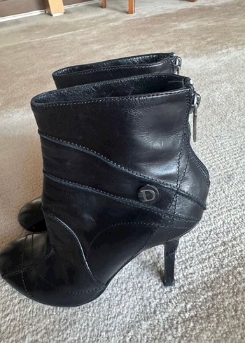 Kadın Siyah Deri Stiletto Topuklu Bot - Görsel 4