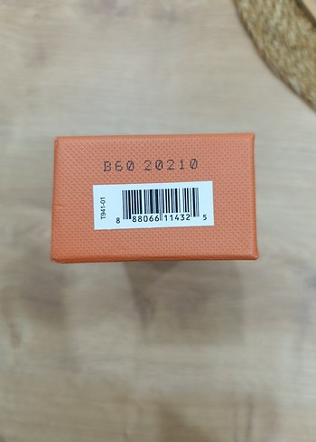 Tom Ford Bitter Peach Erkek Parfümü 100 ml - Görsel 5