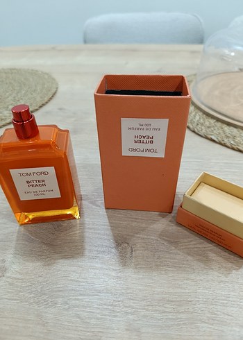 Tom Ford Bitter Peach Erkek Parfümü 100 ml - Görsel 7