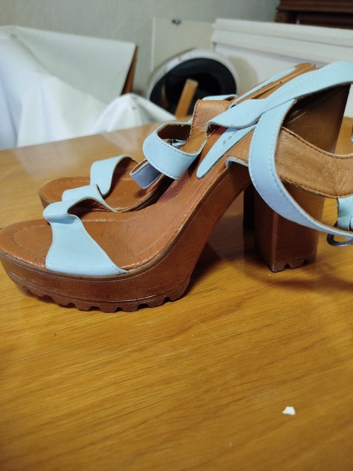 Dolgu Topuklu Kadın Sandalet - Görsel 4