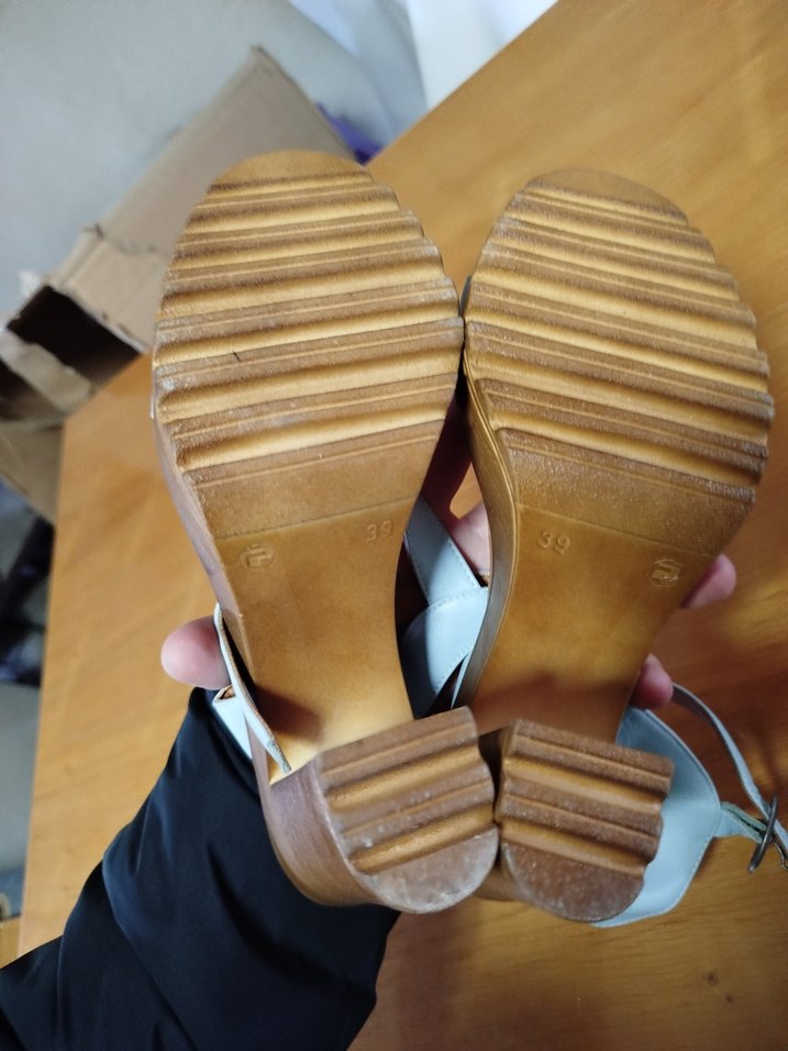 Dolgu Topuklu Kadın Sandalet - Görsel 5